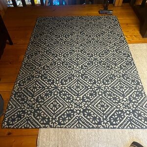 Threshold Black and Cream Patterned Rug